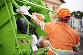 Best Yard Waste Removal  in Cheyenne, WY